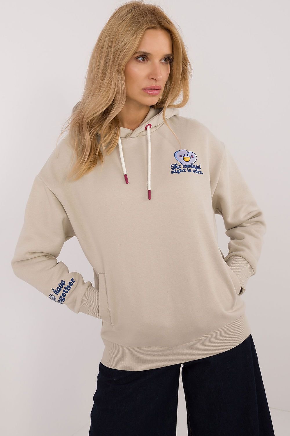 Sweatshirt model 205939